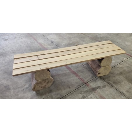 Banc d'aspect rustique